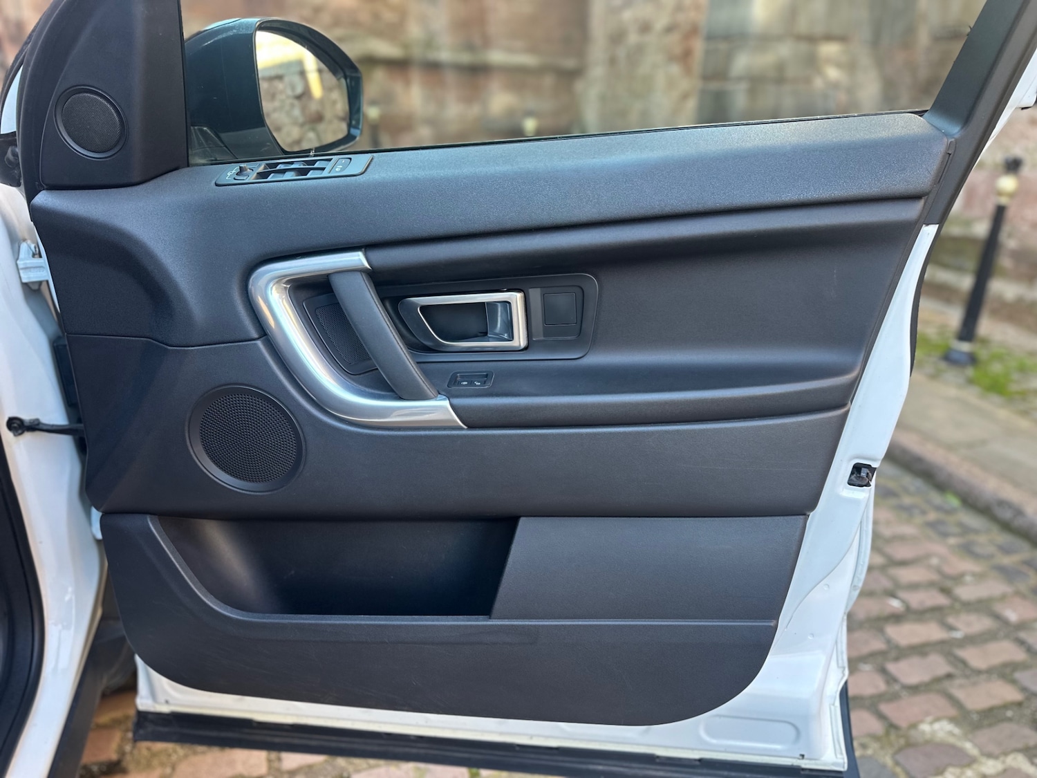 Used Land Rover Discovery Sport 2015 for sale - 77954120: Photo 16