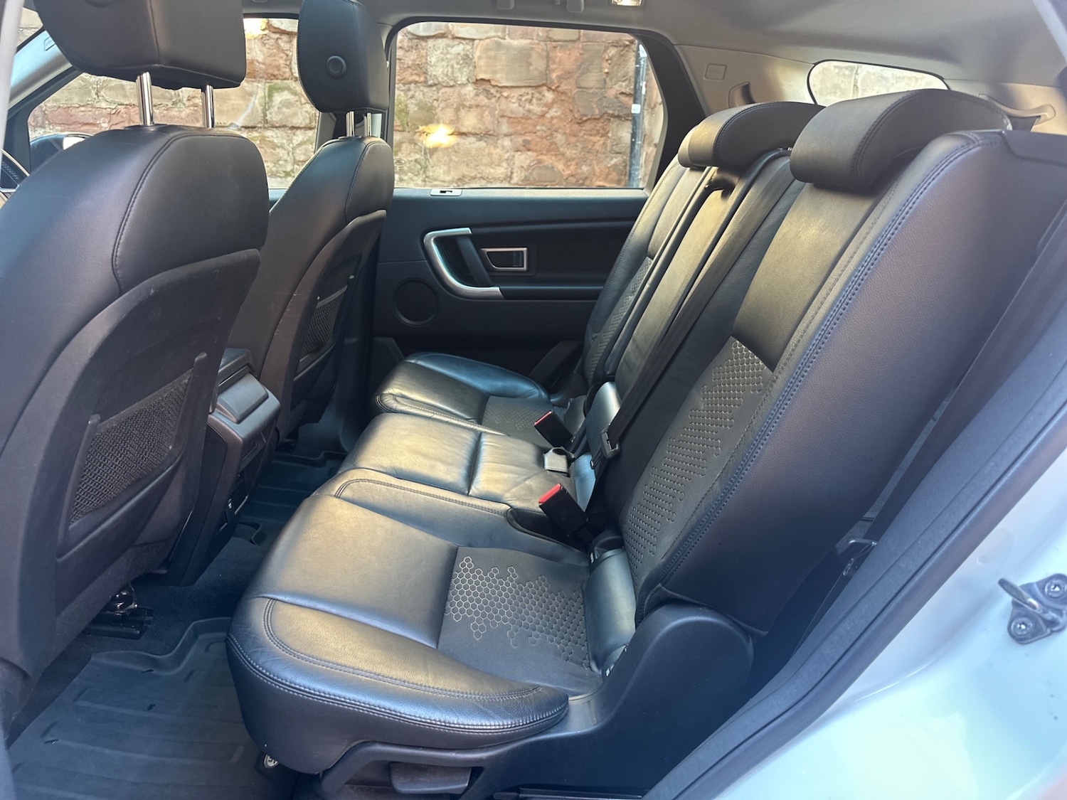 Used Land Rover Discovery Sport 2015 for sale - 77954120: Photo 27