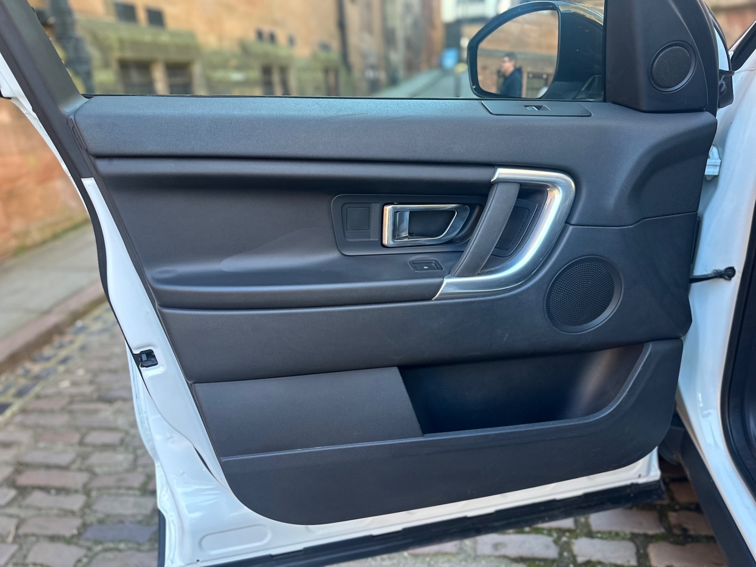 Used Land Rover Discovery Sport 2015 for sale - 77954120: Photo 30