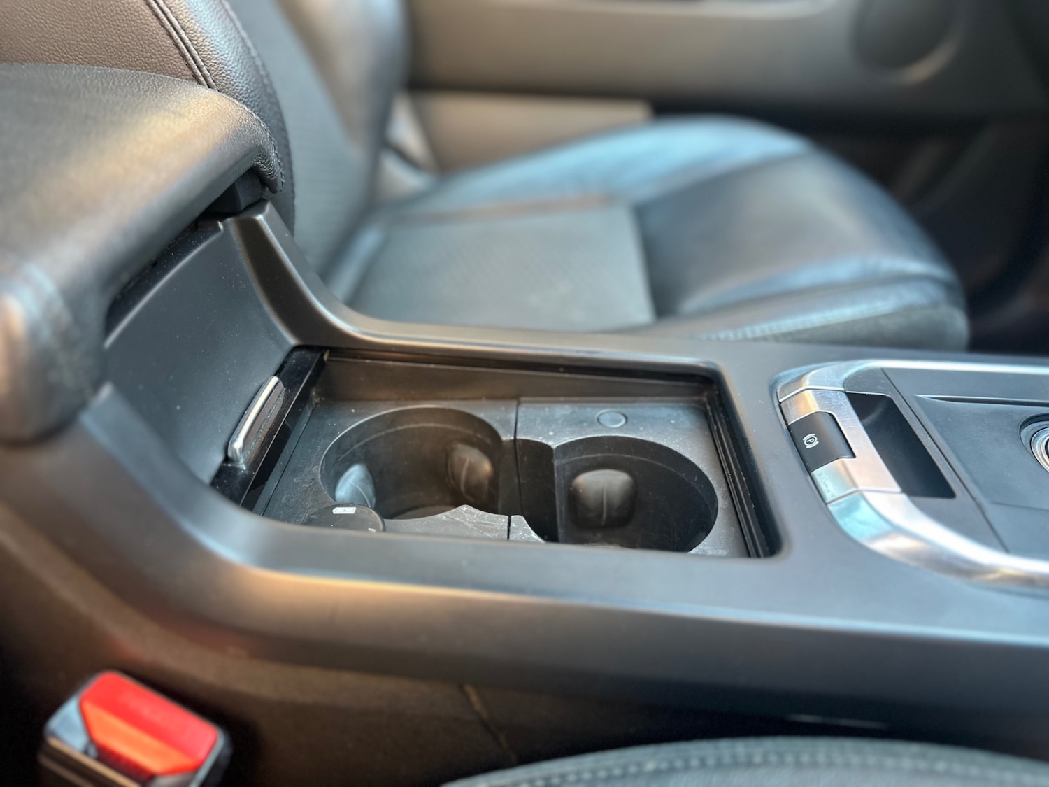 Used Land Rover Discovery Sport 2015 for sale - 77954120: Photo 33