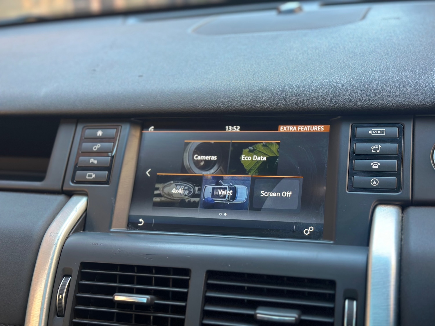 Used Land Rover Discovery Sport 2015 for sale - 77954120: Photo 37