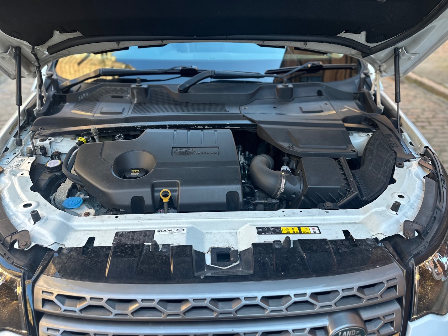 Used Land Rover Discovery Sport 2015 for sale - 77954120: Photo 40