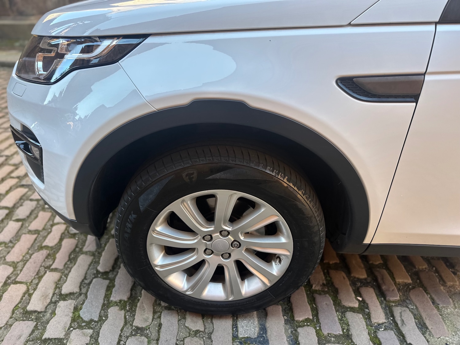 Used Land Rover Discovery Sport 2015 for sale - 77954120: Photo 44