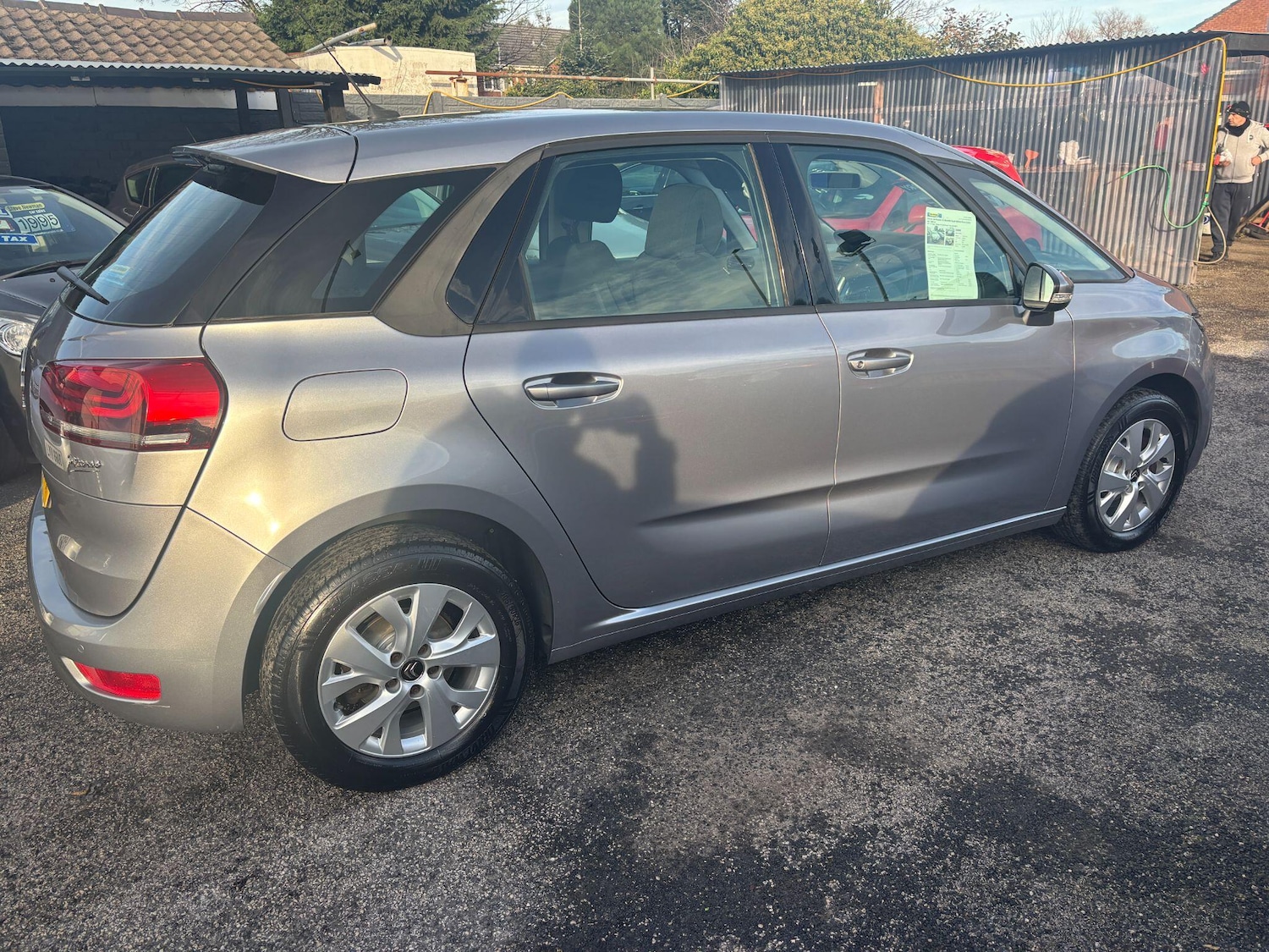 Used Citroen C4 Picasso 2017 for sale - 76997496: Photo 8