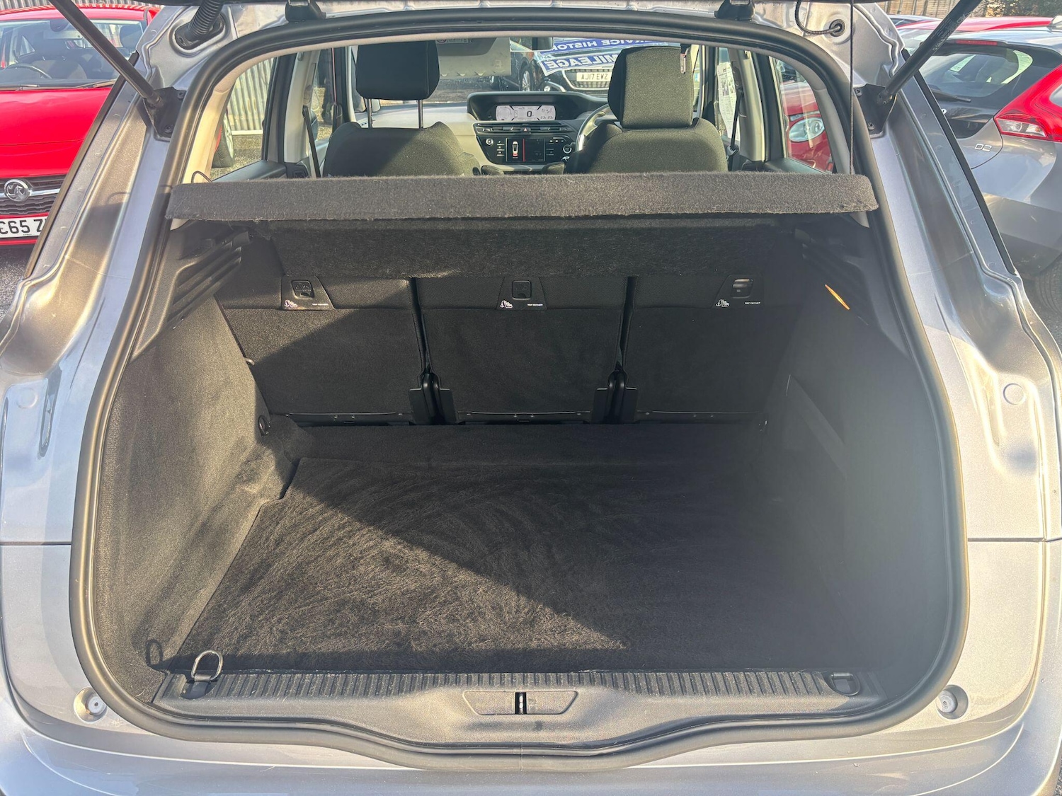 Used Citroen C4 Picasso 2017 for sale - 76997496: Photo 9