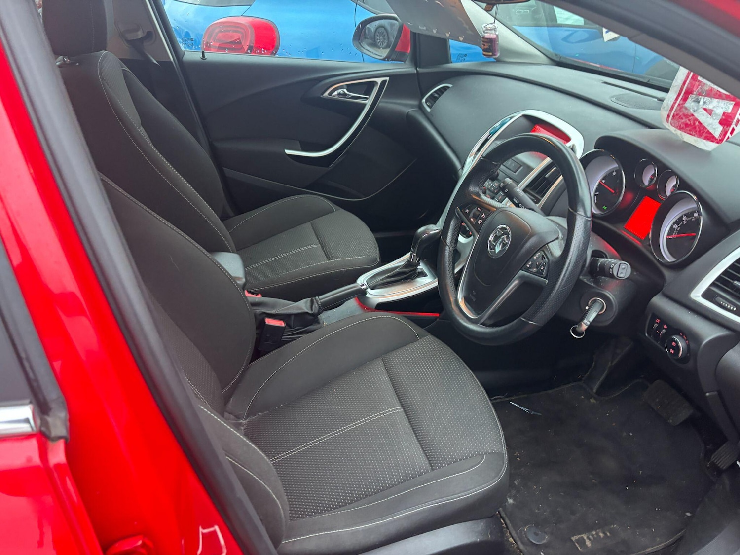 Used Vauxhall Astra for sale - 77279303: Photo 5