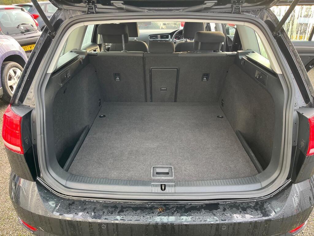 Used Volkswagen Golf 2017 for sale - 76388565: Photo 11