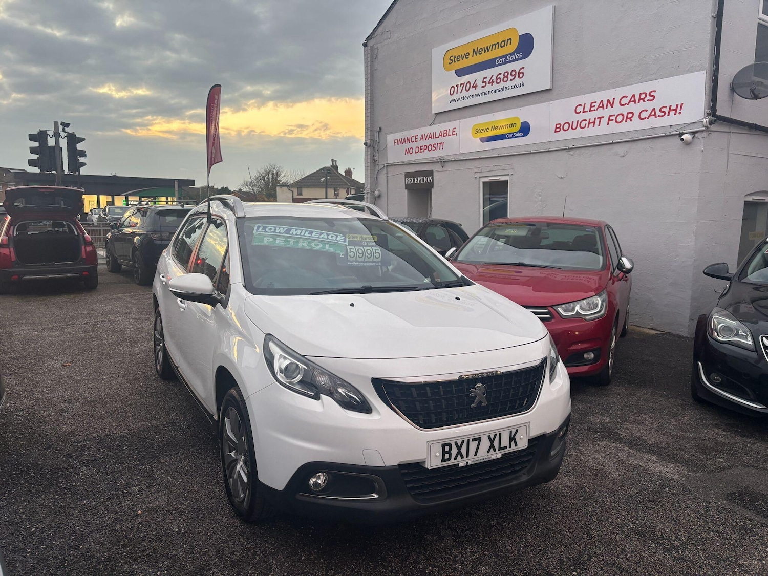 Used Peugeot 2008 2017 for sale - 76512060: Photo 1