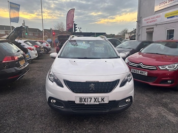 Used Peugeot 2008 2017 for sale - 76512060: Photo