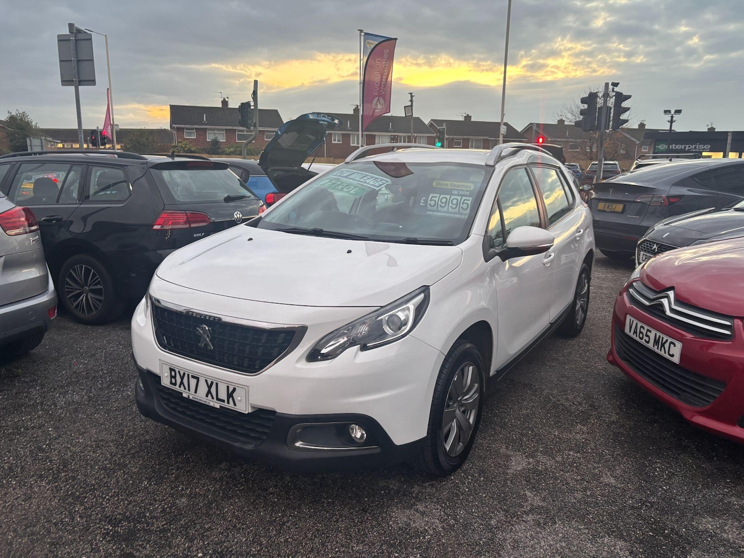 Used Peugeot 2008 2017 for sale - 76512060: Photo 3