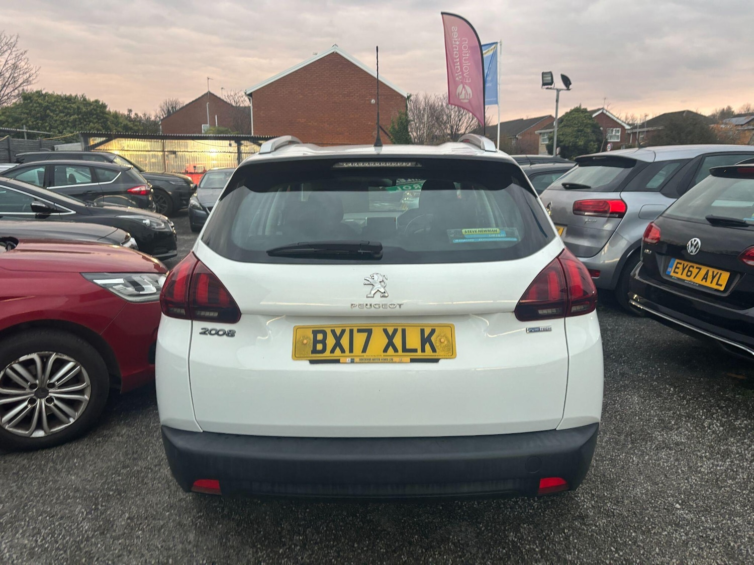 Used Peugeot 2008 2017 for sale - 76512060: Photo 5
