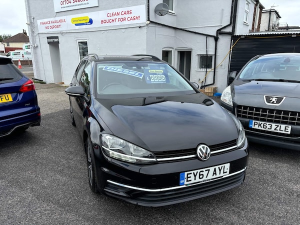 Used Volkswagen Golf 2017 for sale - 71945443: Photo 1