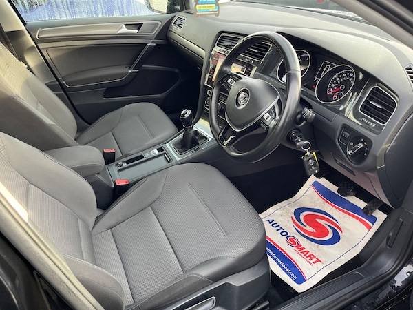 Used Volkswagen Golf 2017 for sale - 71945443: Photo 7