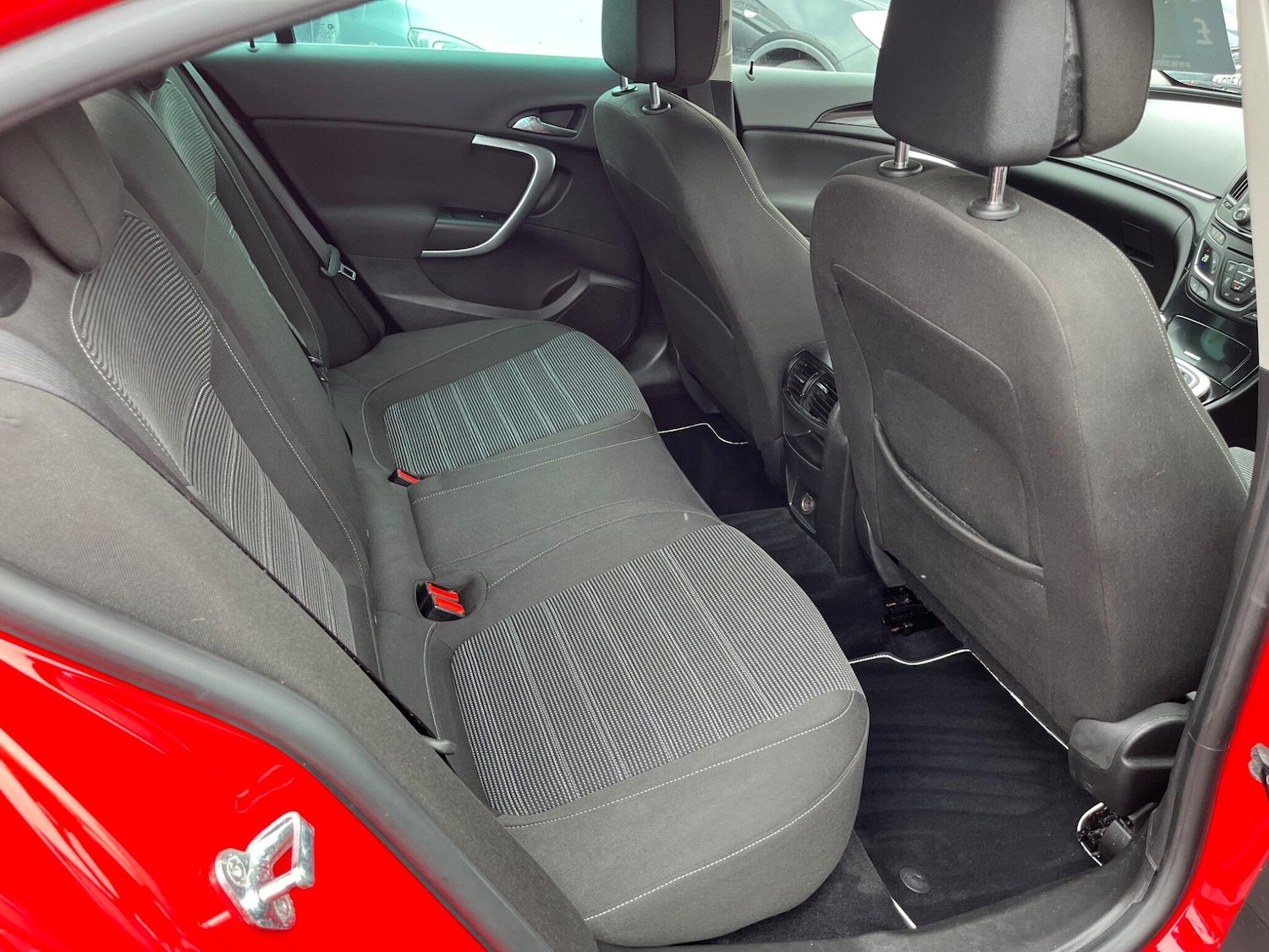 Used Vauxhall Insignia 2015 for sale - 78101201: Photo 12