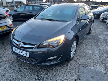 Used Vauxhall Astra 2013 for sale - 76667246: Photo