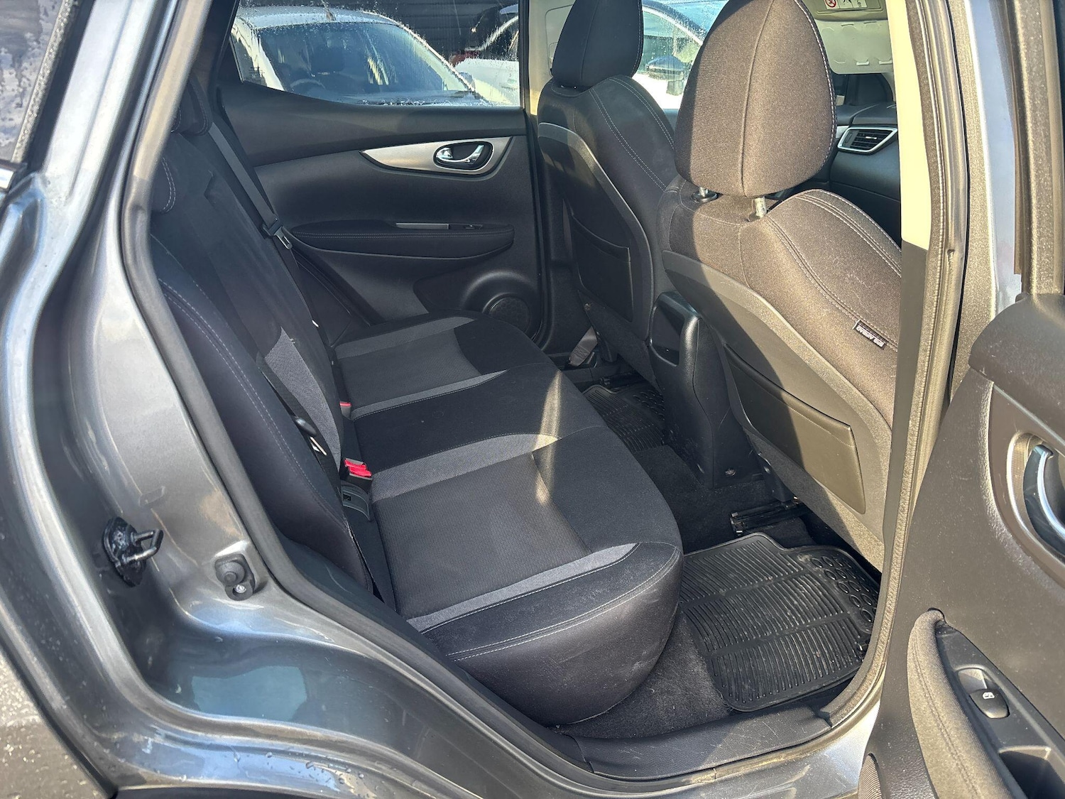 Used Nissan Qashqai for sale - 77550185: Photo 9