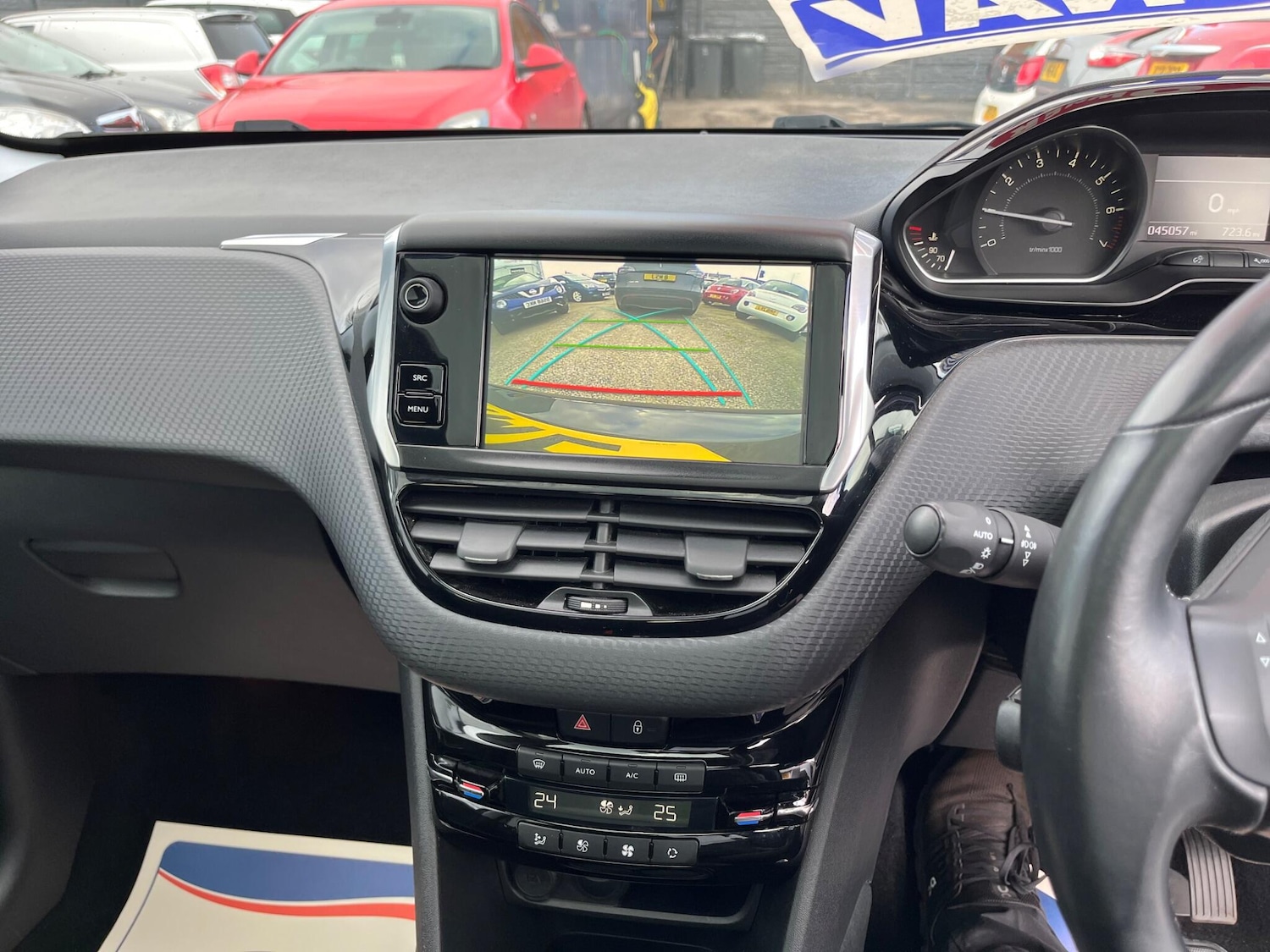 Used Peugeot 208 2019 for sale - 77658187: Photo 12