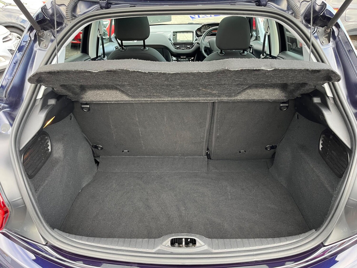 Used Peugeot 208 2019 for sale - 77658187: Photo 13