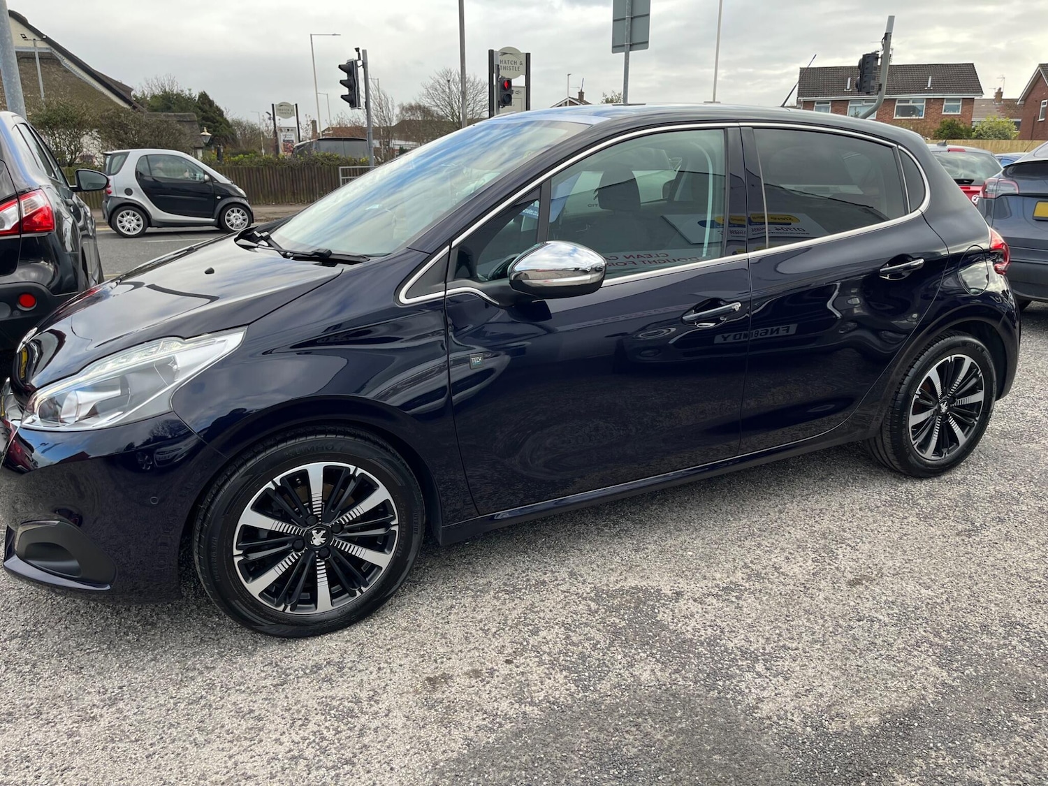Used Peugeot 208 2019 for sale - 77658187: Photo 4