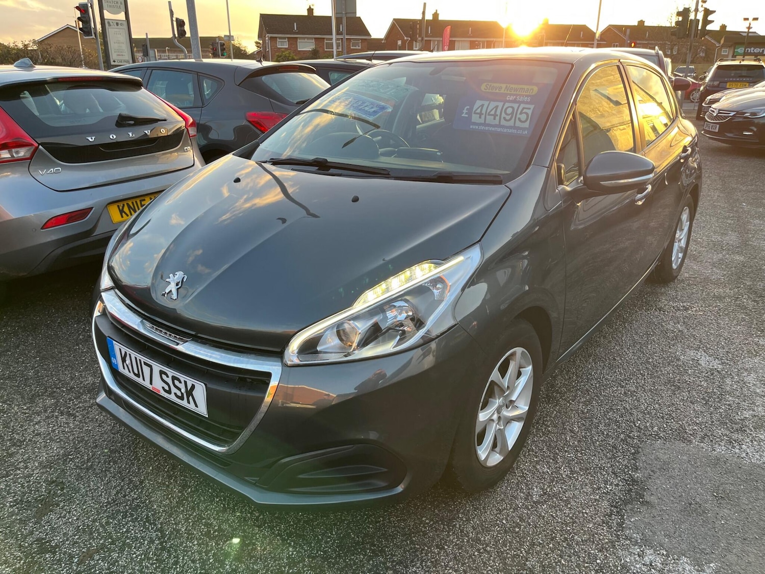 Used Peugeot 208 2017 for sale - 76715399: Photo 3