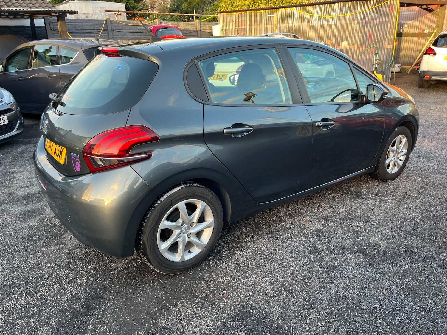 Used Peugeot 208 2017 for sale - 76715399: Photo 6