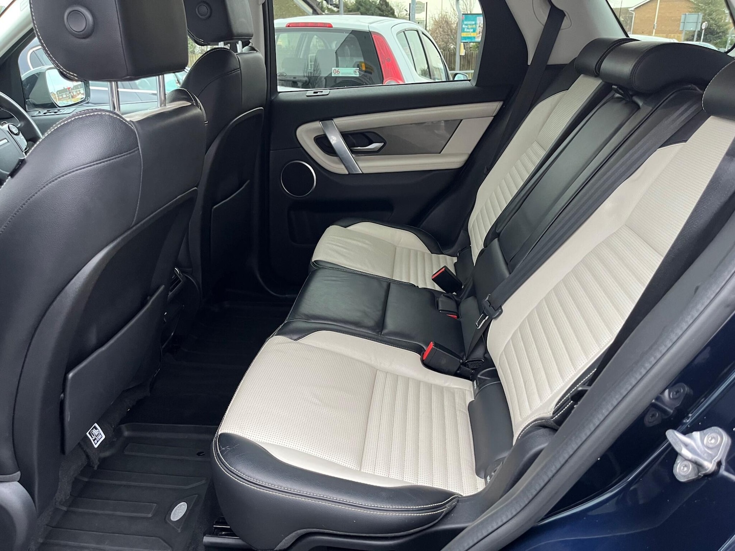 Used Land Rover Discovery Sport 2020 for sale - 78035069: Photo 12