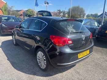 Used Vauxhall Astra 2016 for sale - 78334431: Photo