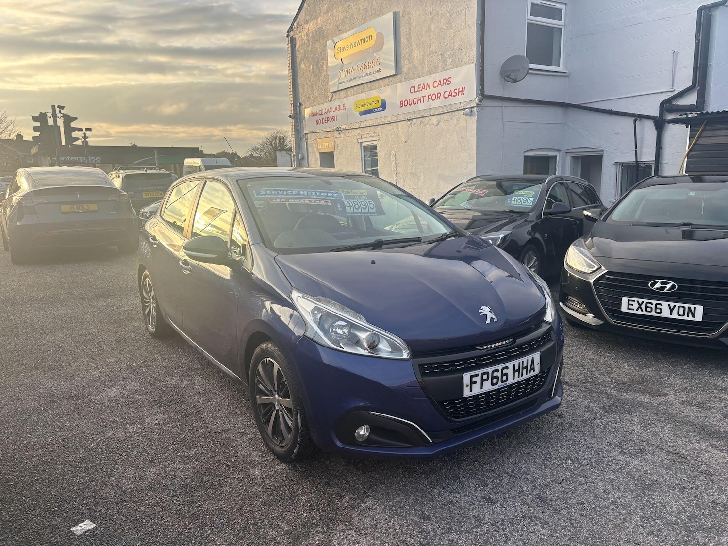 Used Peugeot 208 2016 for sale - 76511750: Photo 1