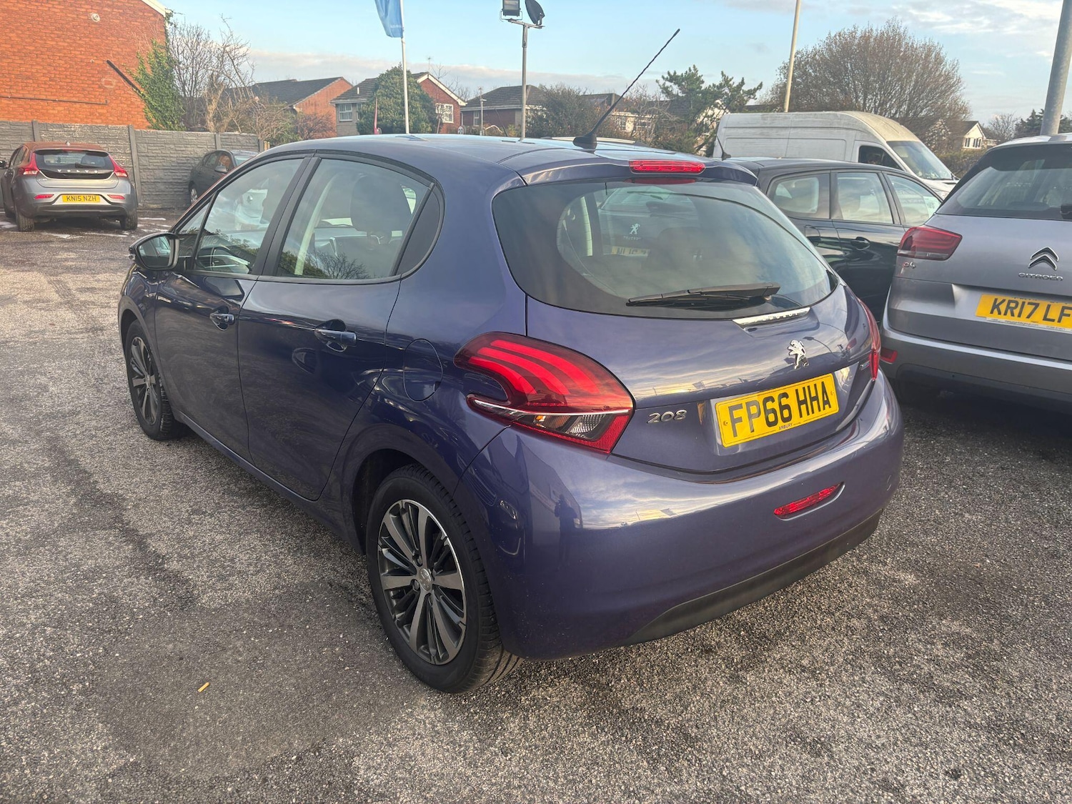 Used Peugeot 208 2016 for sale - 76511750: Photo 4