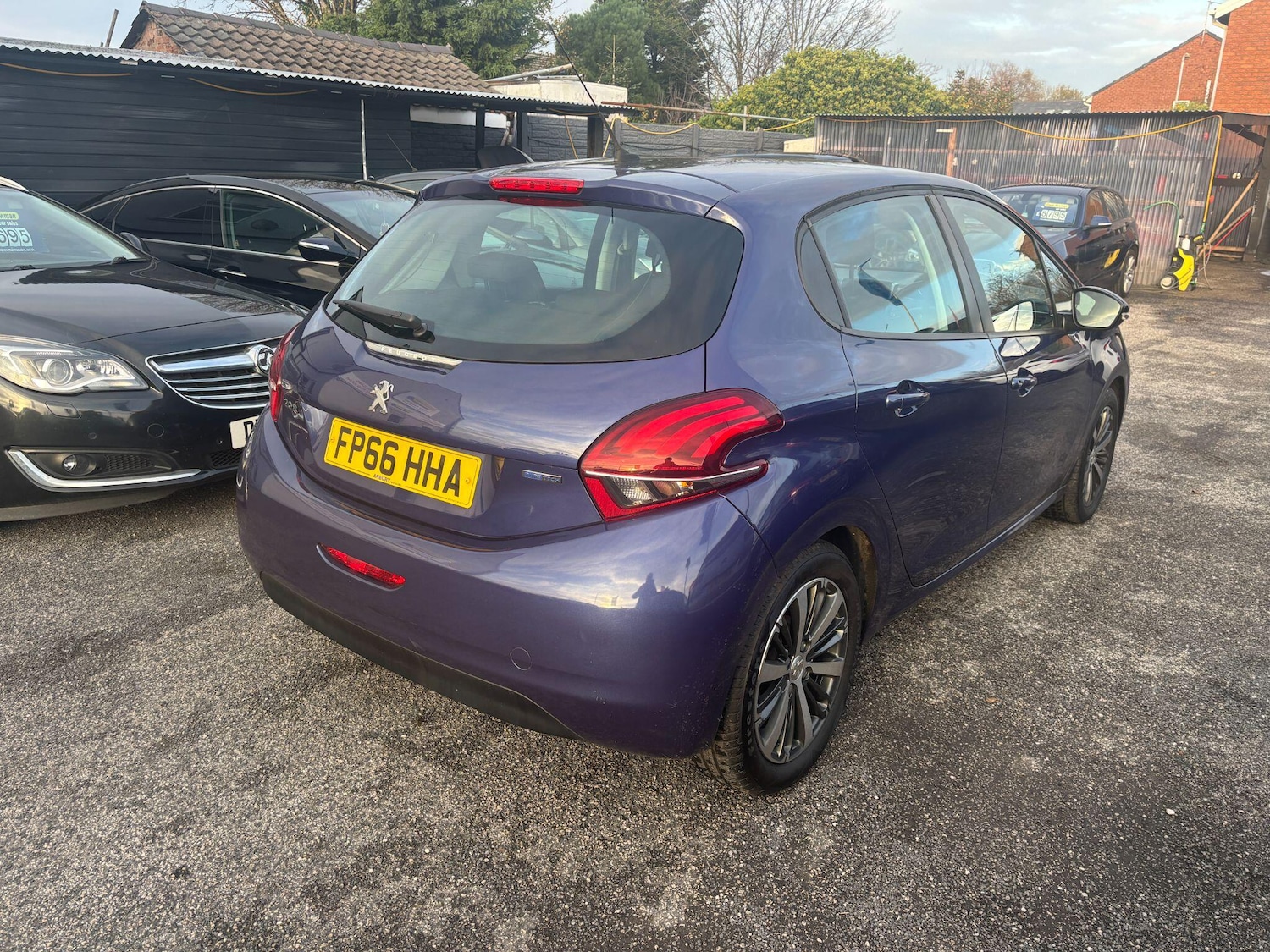 Used Peugeot 208 2016 for sale - 76511750: Photo 5