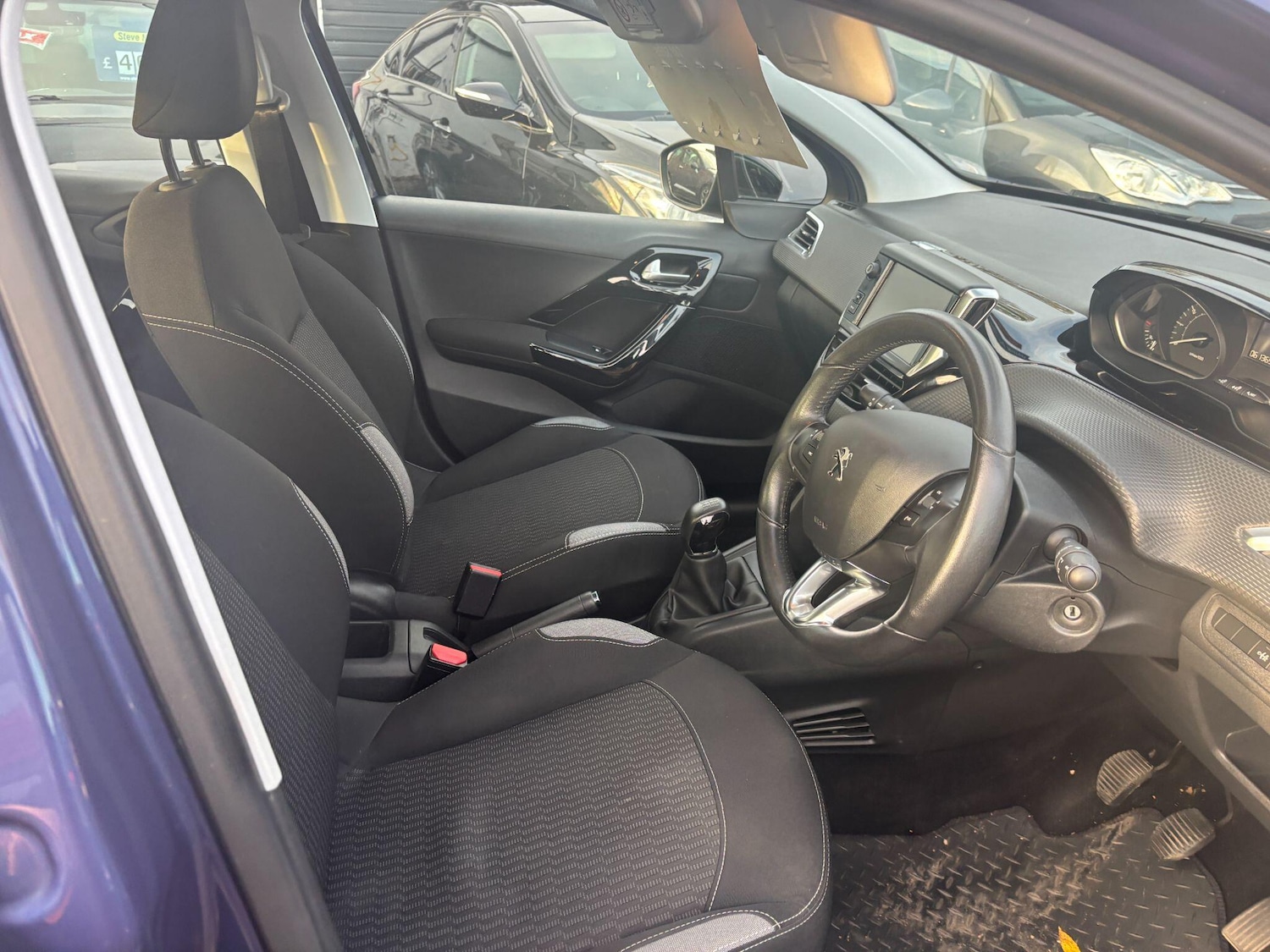 Used Peugeot 208 2016 for sale - 76511750: Photo 6