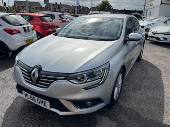 Used Renault Megane 2016 for sale - 78205509: Photo