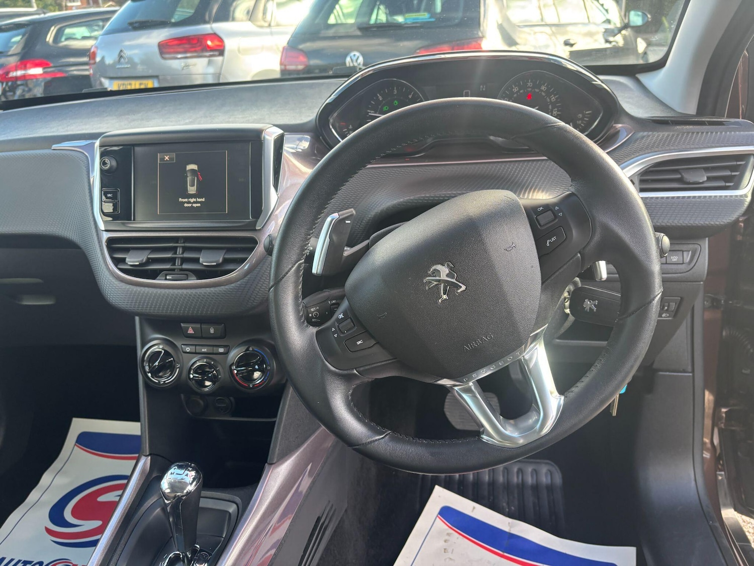 Used Peugeot 2008 2014 for sale - 76377916: Photo 9