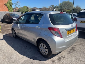 Used Toyota Vitz 2011 for sale - 78375892: Photo