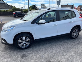 Used Peugeot 2008 2015 for sale - 75200307: Photo