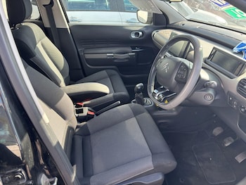 Used Citroen C4 Cactus 2017 for sale - 75562947: Photo