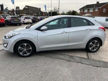 Used Hyundai i30 2015 for sale - 69839143: Photo