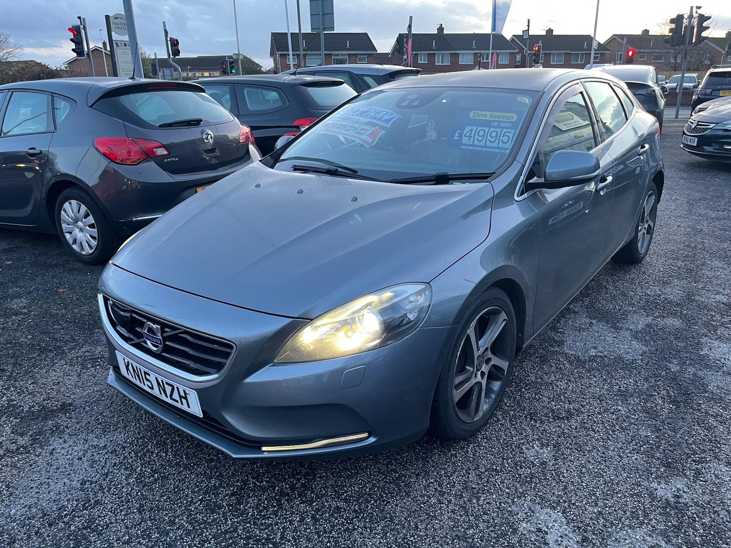 Used Volvo V40 2015 for sale - 76572990: Photo 3