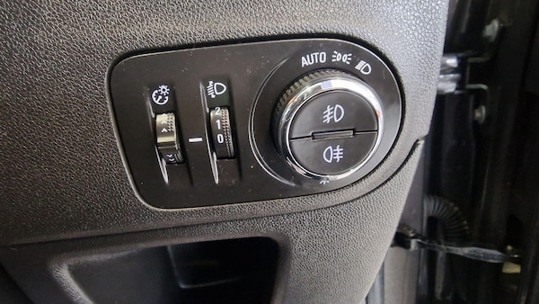 Used Vauxhall Crossland X 2020 for sale - 76122572: Photo 9