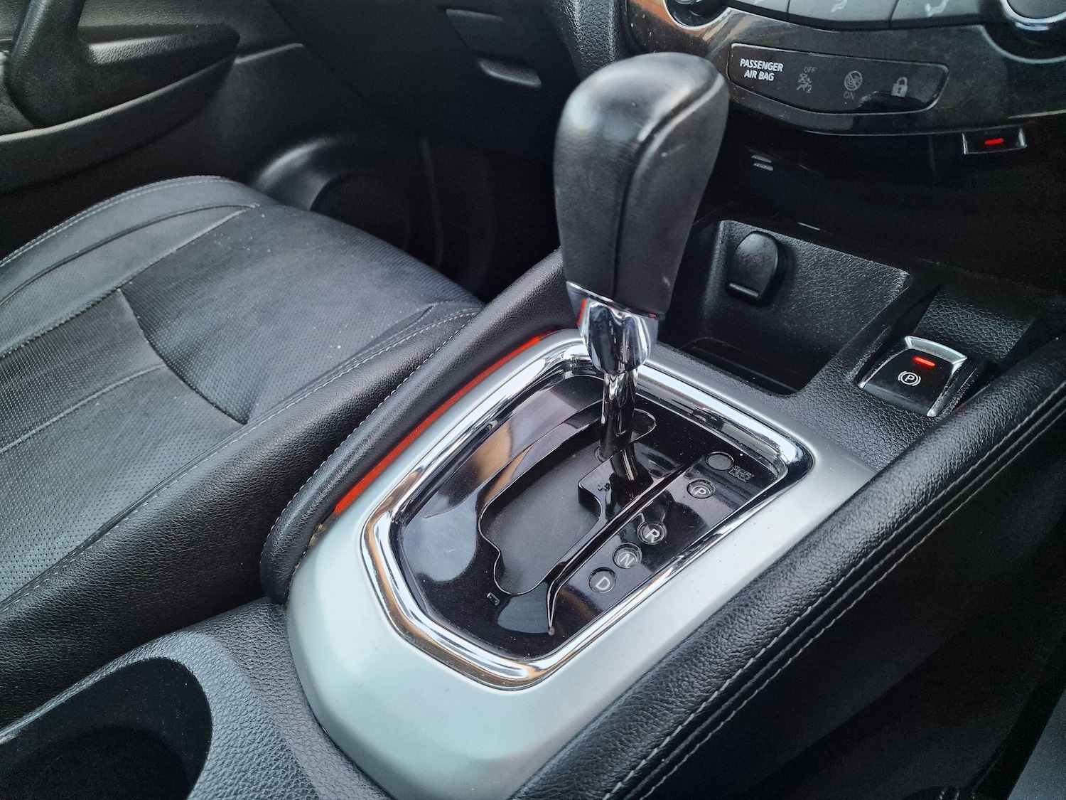 Used Nissan Qashqai 2015 for sale - 76408937: Photo 11