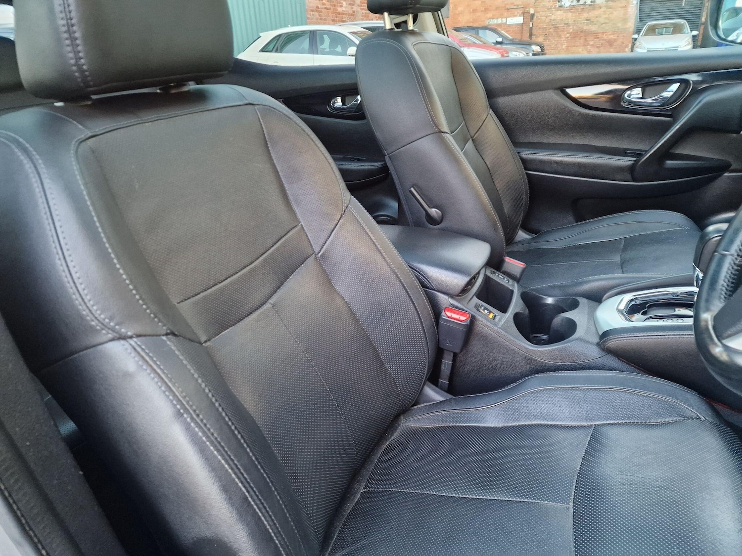 Used Nissan Qashqai 2015 for sale - 76408937: Photo 20