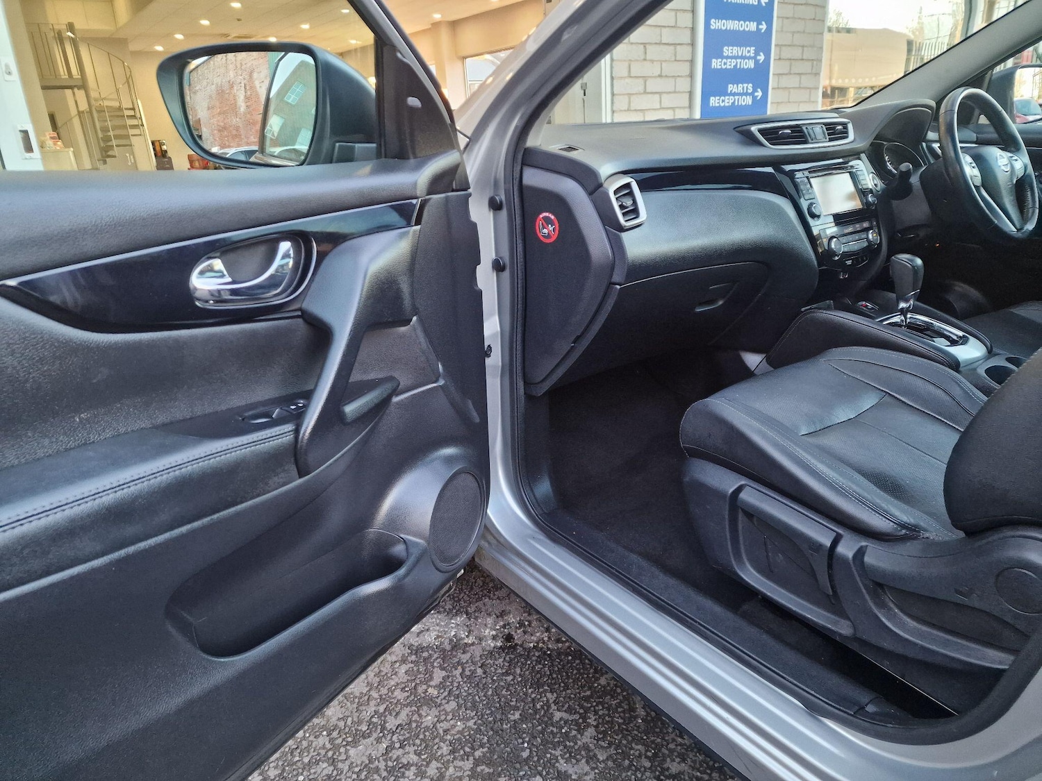 Used Nissan Qashqai 2015 for sale - 76408937: Photo 30