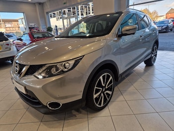 Used Nissan Qashqai 2015 for sale - 76408937: Photo