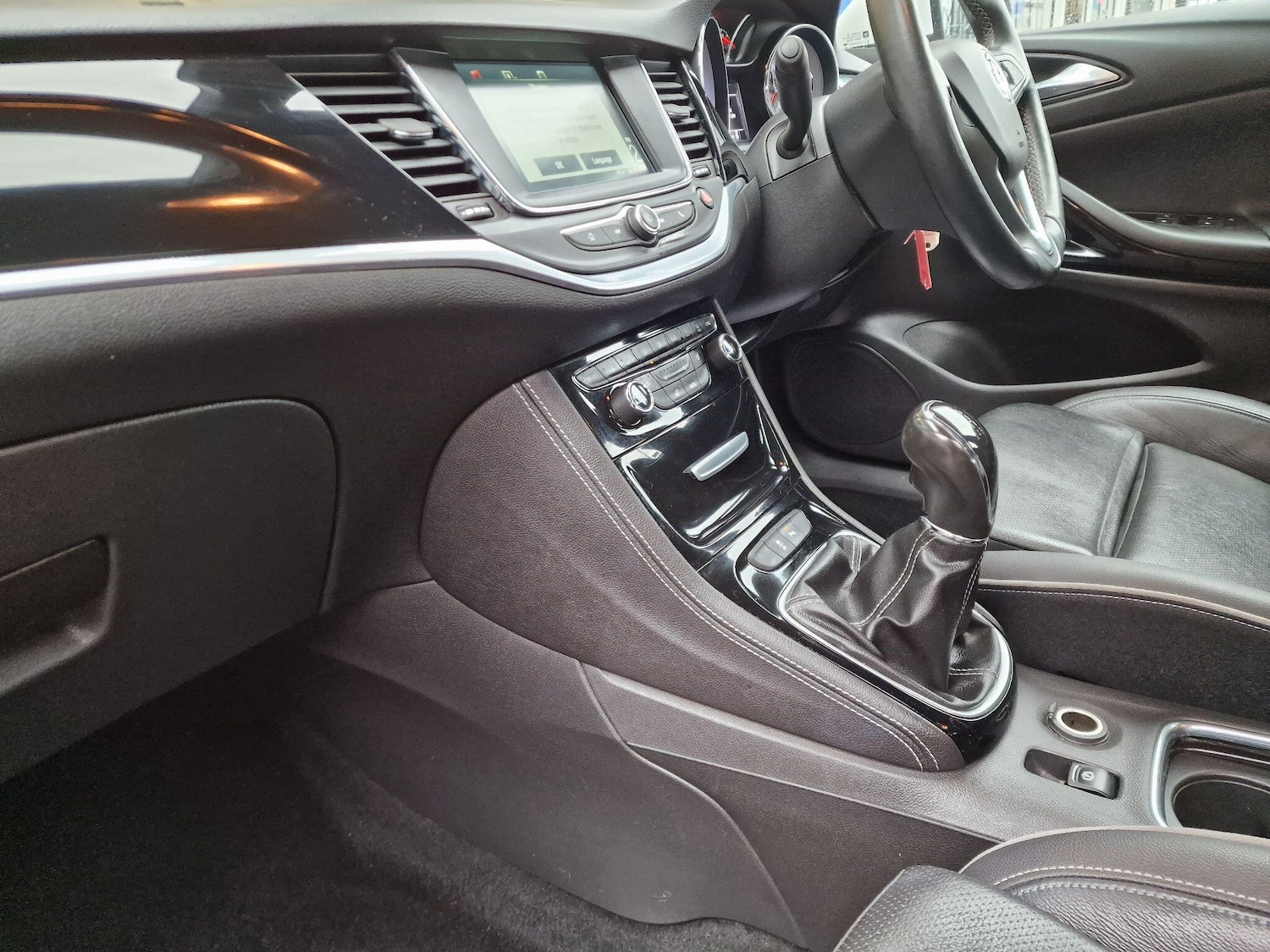 Used Vauxhall Astra 2015 for sale - 76562230: Photo 15