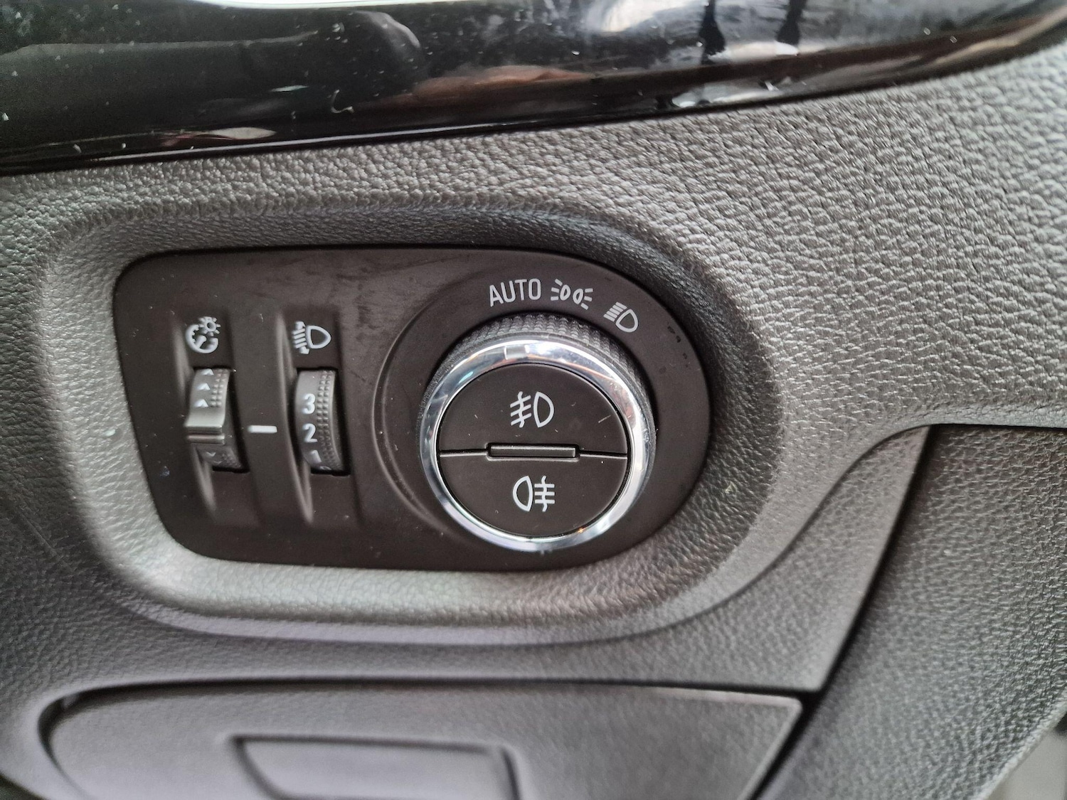 Used Vauxhall Astra 2015 for sale - 76562230: Photo 22