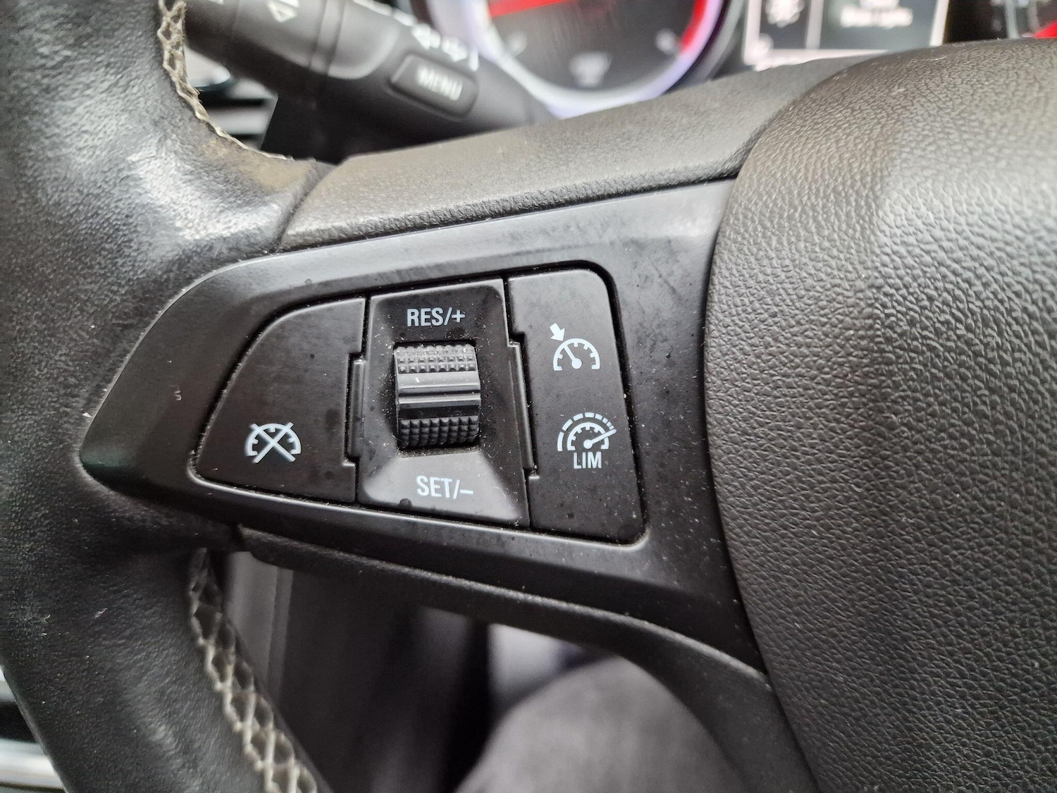 Used Vauxhall Astra 2015 for sale - 76562230: Photo 24