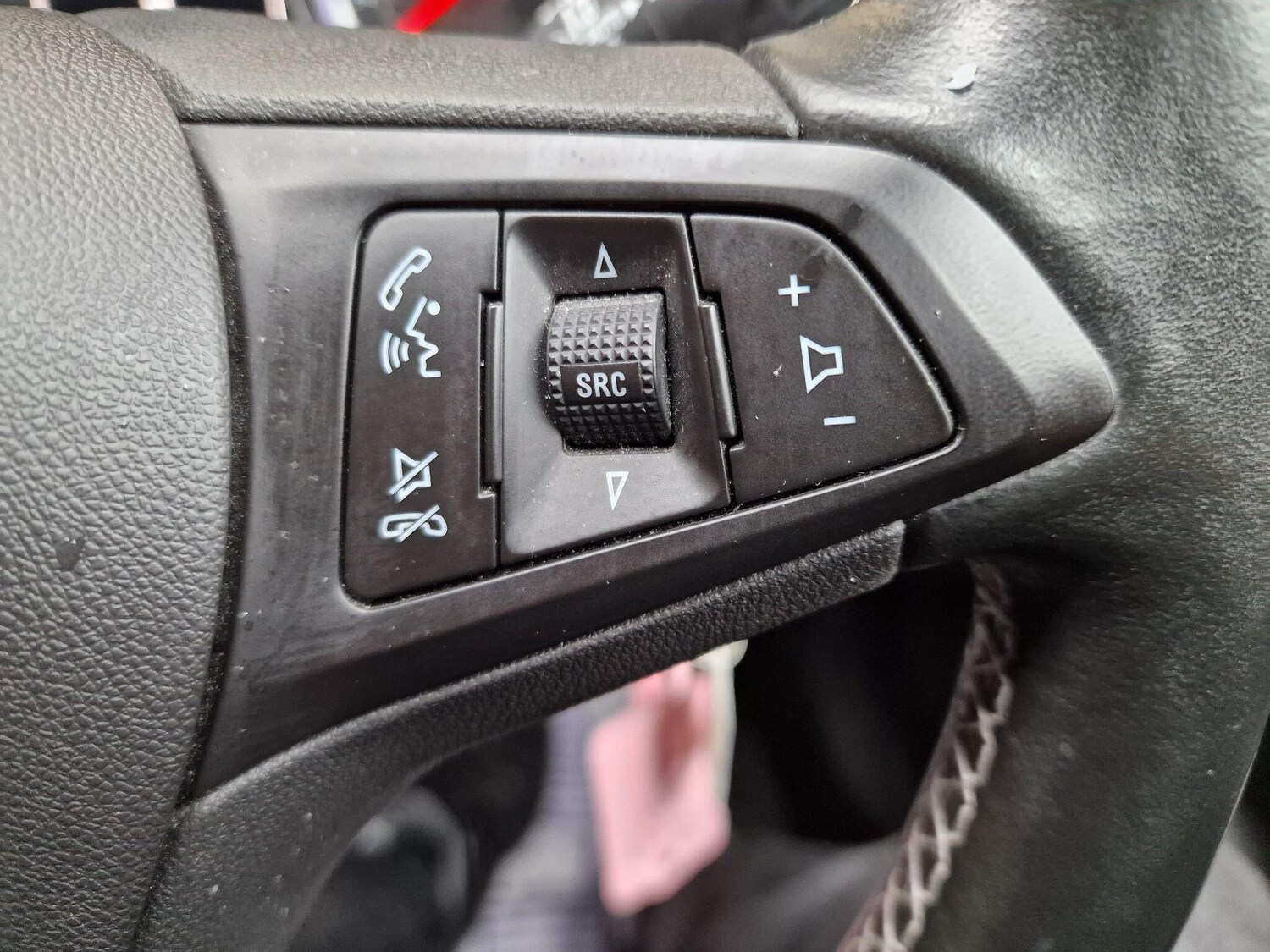 Used Vauxhall Astra 2015 for sale - 76562230: Photo 25