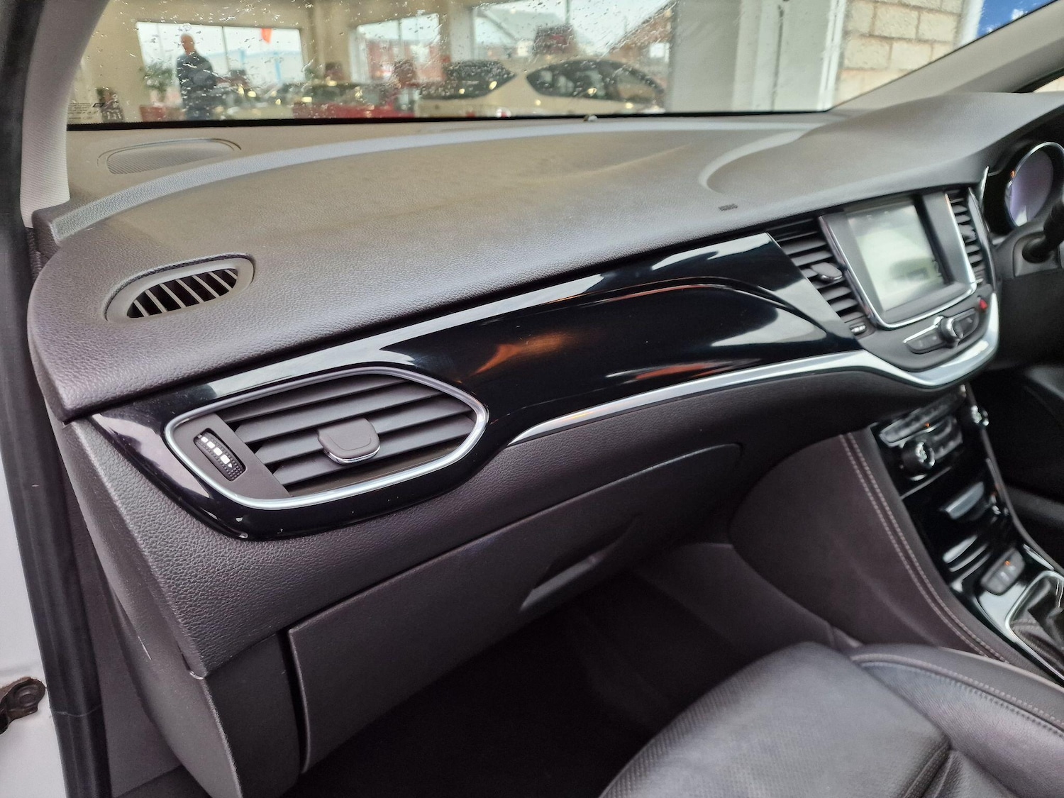 Used Vauxhall Astra 2015 for sale - 76562230: Photo 45