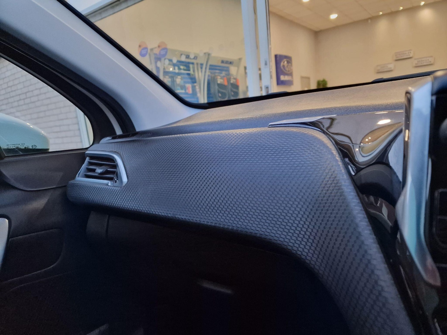 Used Peugeot 2008 2018 for sale - 76423924: Photo 50