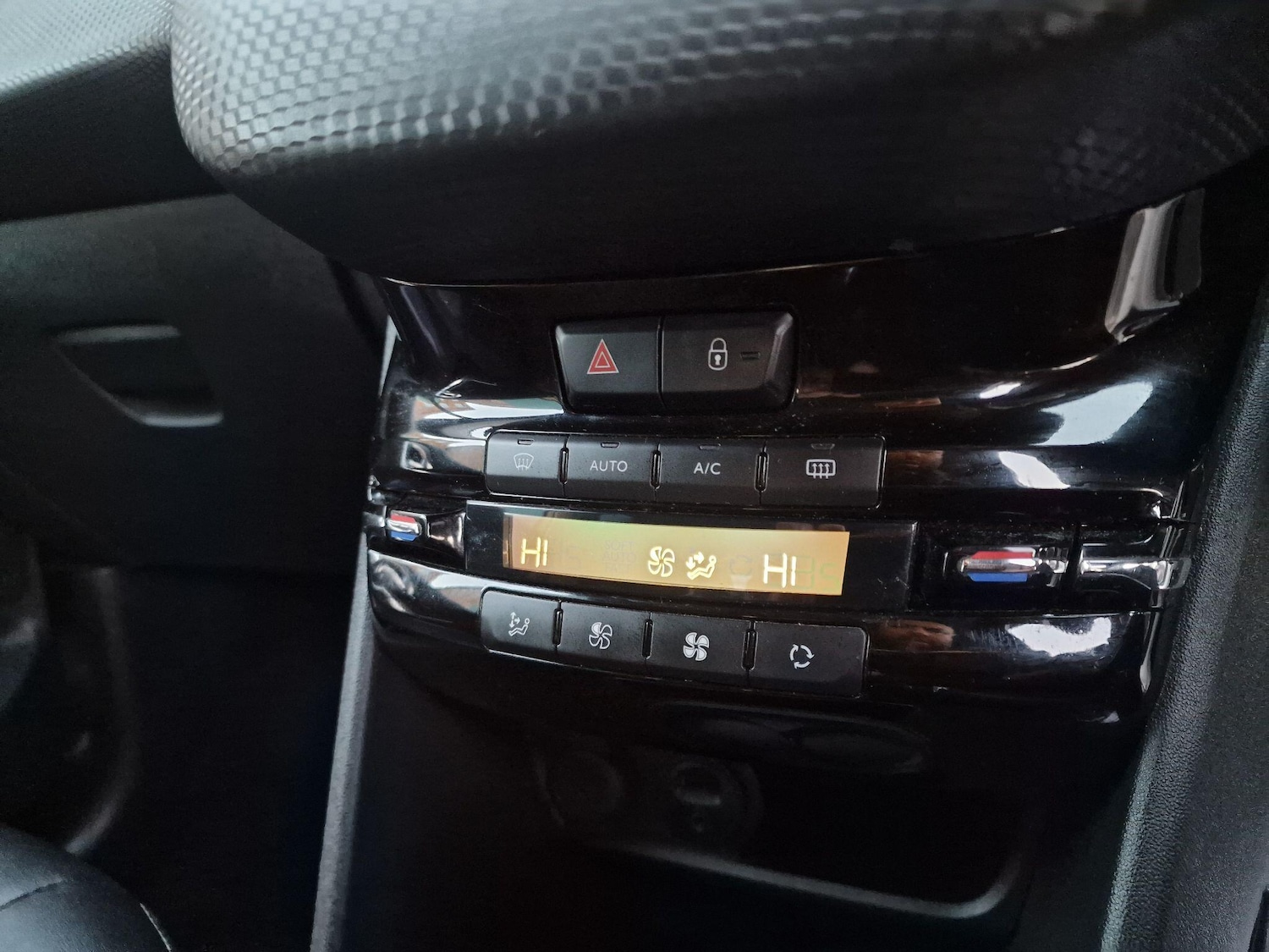 Used Peugeot 2008 2018 for sale - 76423924: Photo 51